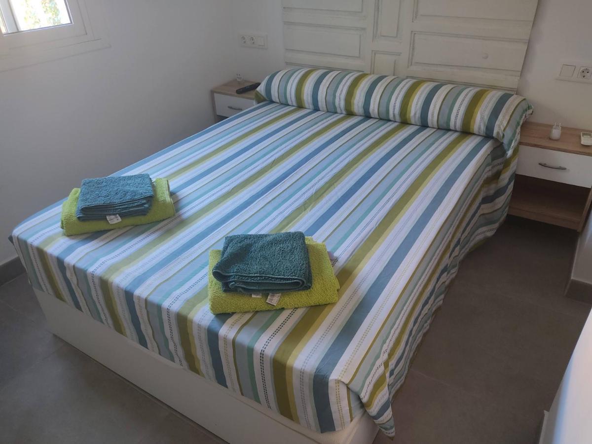 El Rinconcito Cubano En La Playa Apartment Almeria Exterior photo